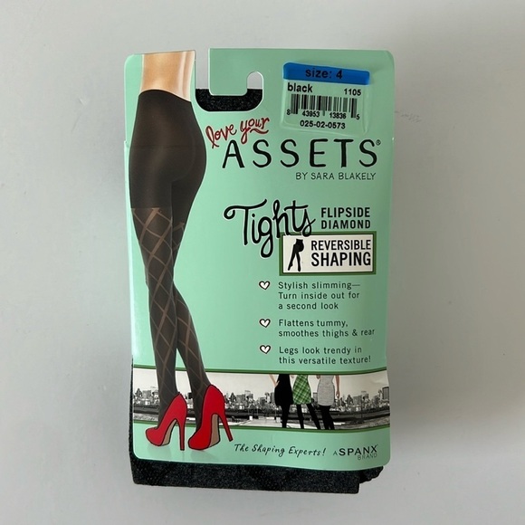 Assets by SPANX Reversible Shaping Tights in Flipside Diamond - Picture 1 of 3